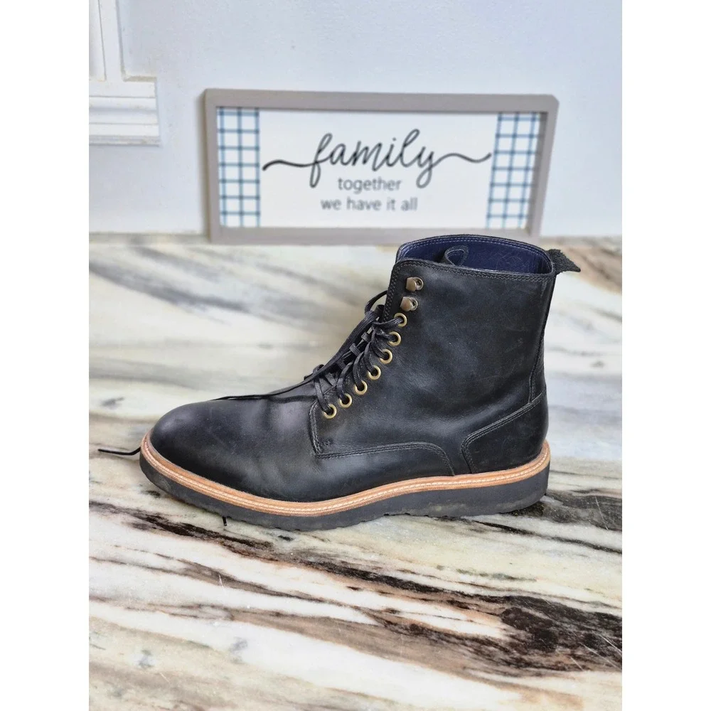 Cole Haan Mens Black Leather Lace Up Boots Vibram Gumlite Sole 8.5 M Combat